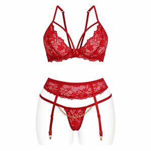 New Red 3 piece lingerie set  Lace lingerie set Comes with Bra , Panties , Garte